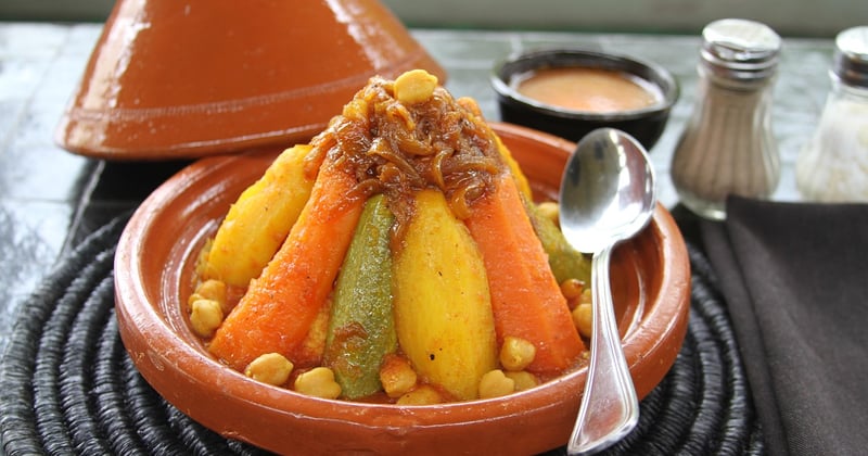 Comment préparer un vrai couscous marocain maison qui impressionne